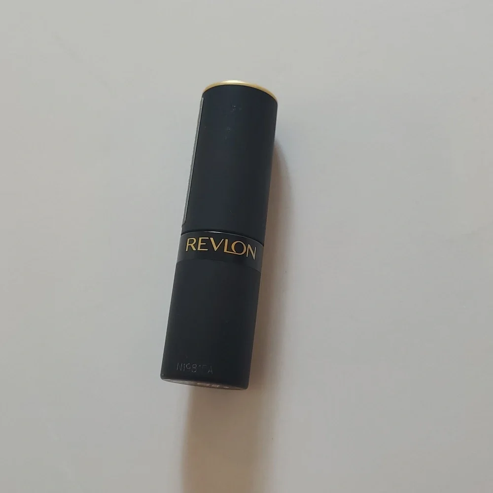 Revlon Dark Brown/red Lipstick